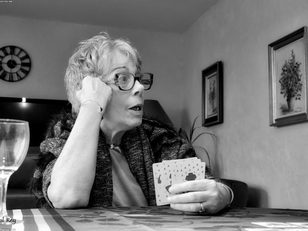 វិភាគលេងស្លុត: ការពិភាក្សាអំពីល្បែងនិងយុទ្ធសាស្ត្រ