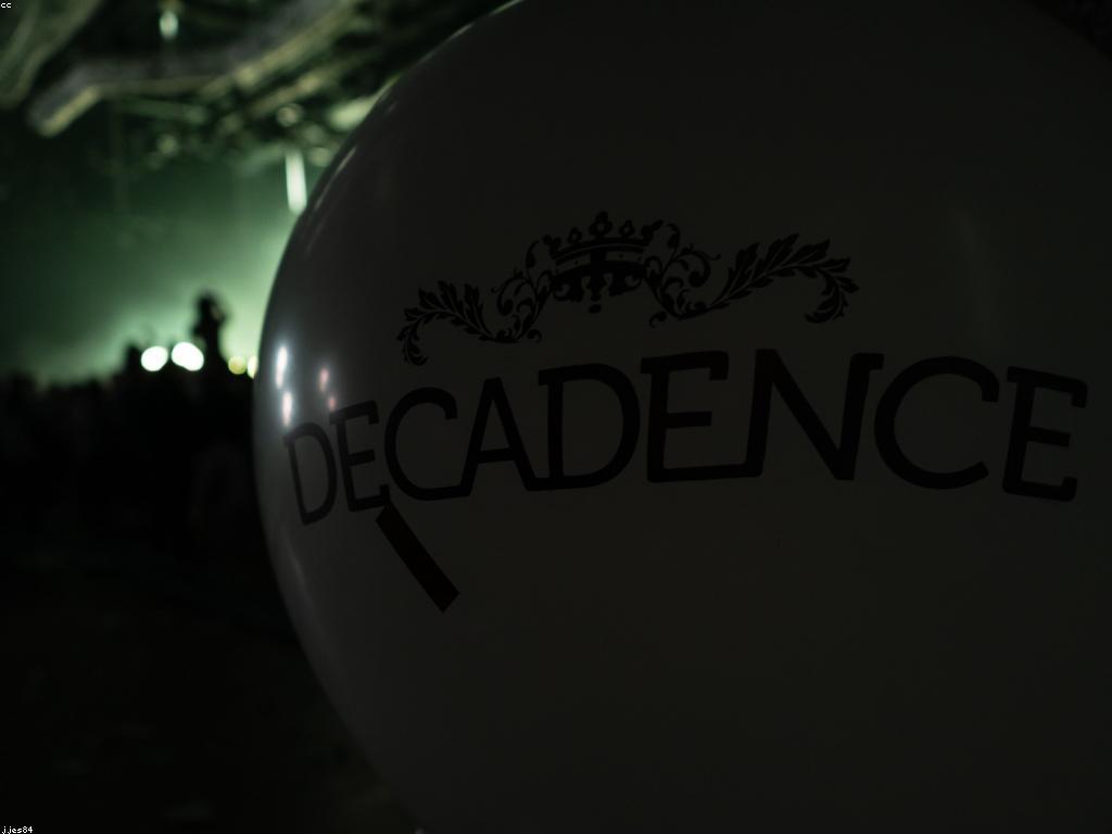 ព្រឹត្តិការណ៍និងពរជ័យ: ការទទួលបានដែលគួរឲ្យចាប់អារម្មណ៍